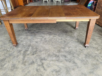 Antique Edwardian oak extending dining table seat 8