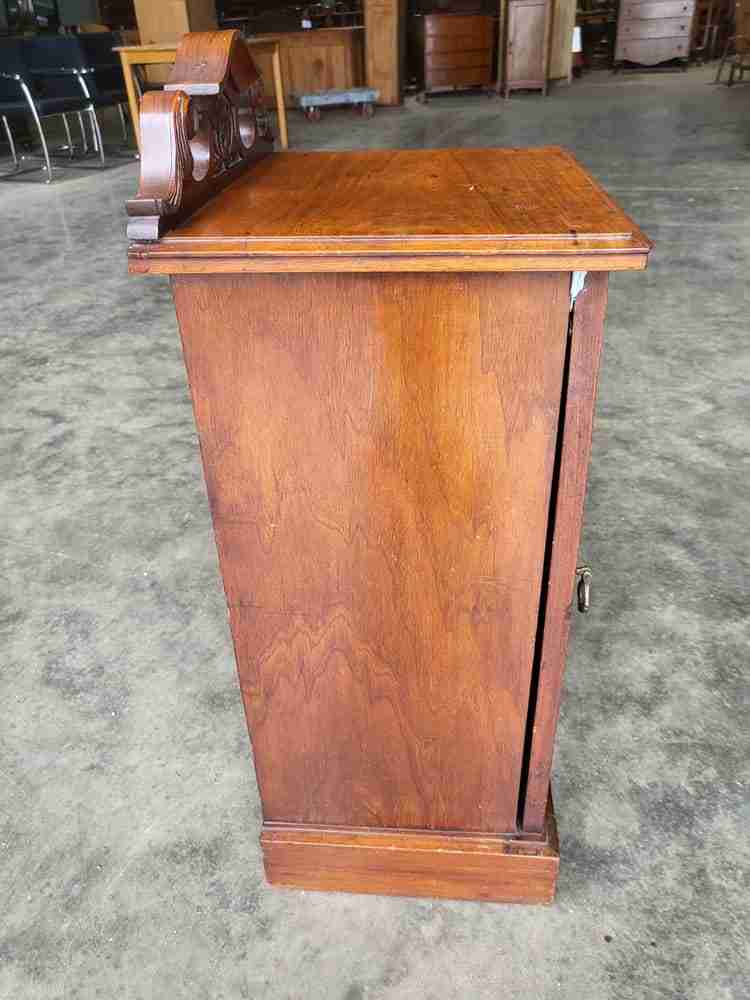 Antique Edwardian 1x door pot cupboard side end table shelf