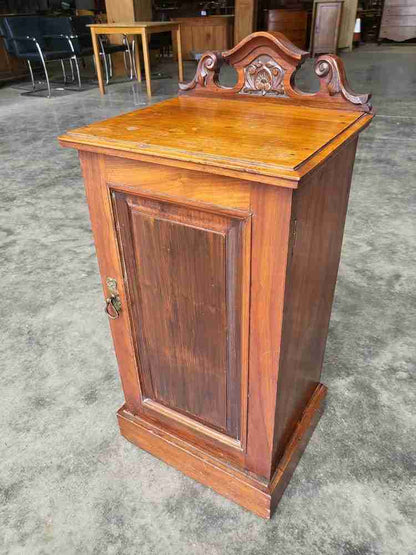 Antique Edwardian 1x door pot cupboard side end table shelf