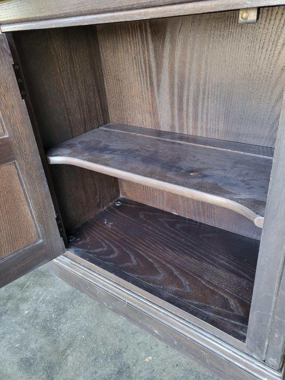 Dark Ercol tall glazed cabinet cupboard bookcase shelves