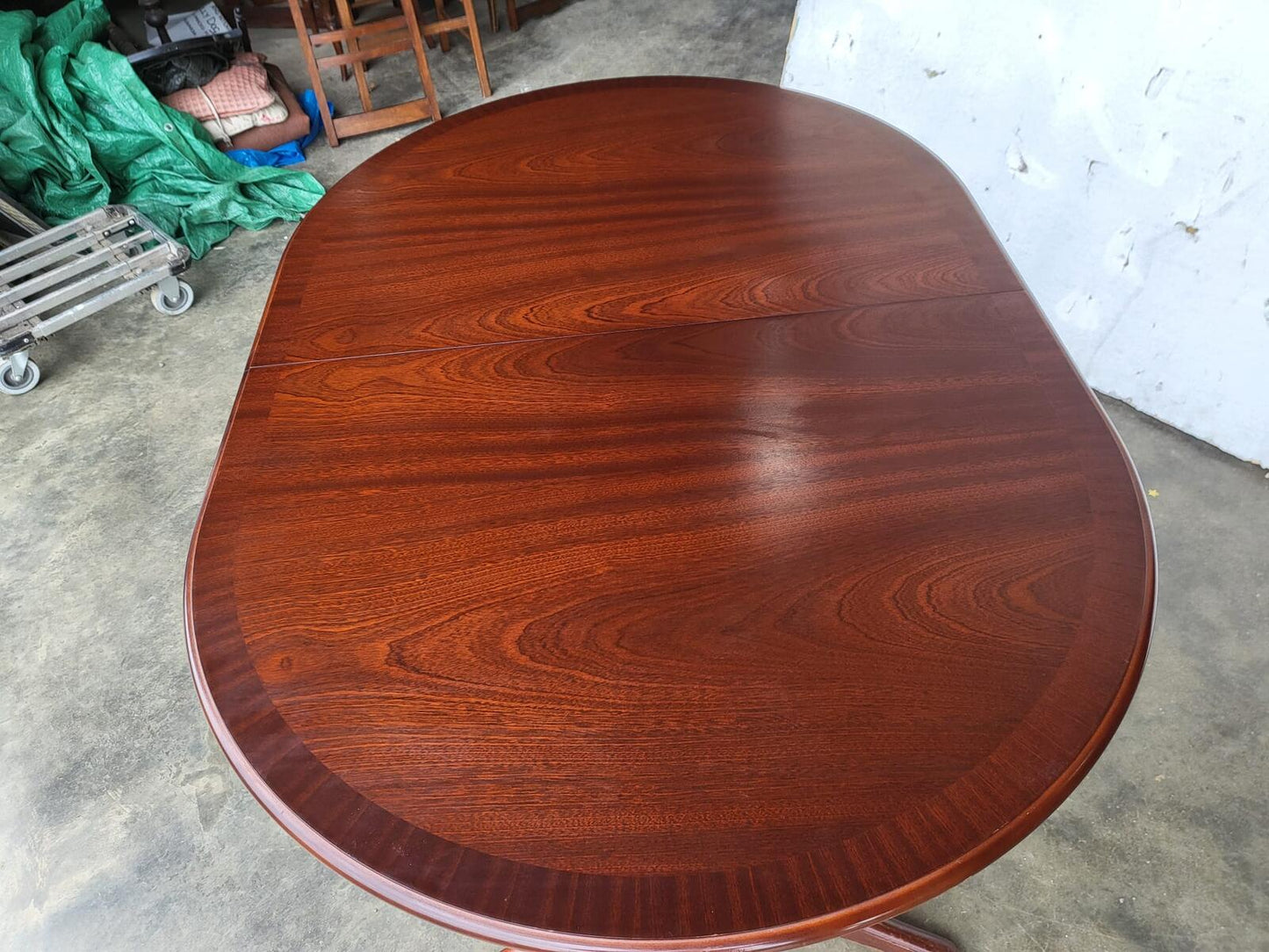 1970's extending dark teak pedestal dining table seat 6/8 + 4 chairs