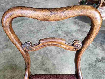 Four mixed Victorian mahogany bar back dining chairs carved legs drop in seats