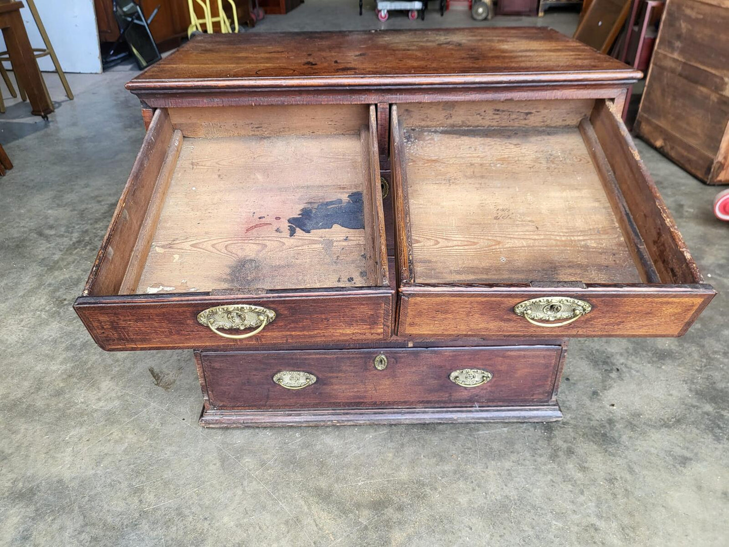 Antique Georgian oak 2 over 3 chest of drawers