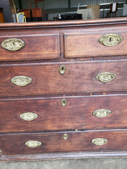 Antique Georgian oak 2 over 3 chest of drawers