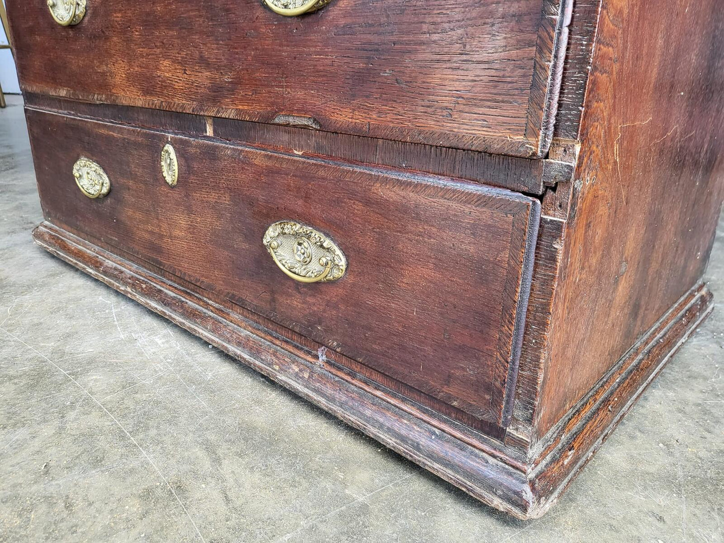 Antique Georgian oak 2 over 3 chest of drawers
