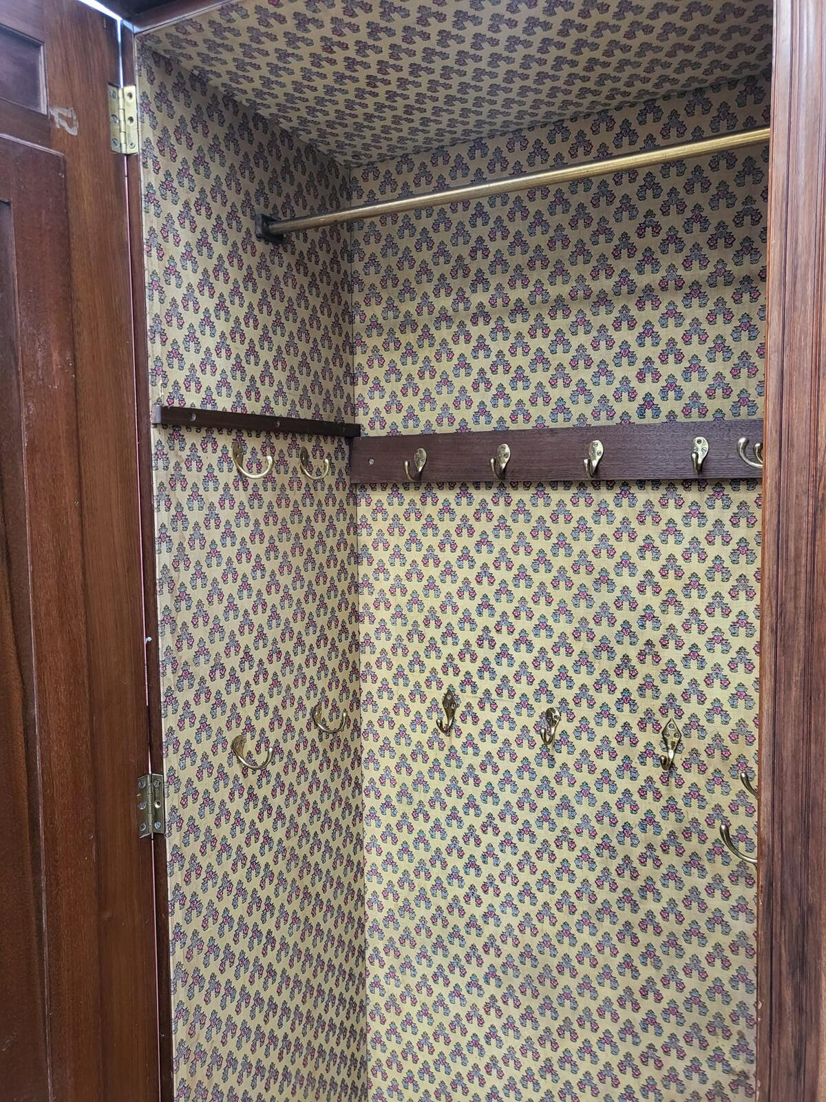 Large breakdown antique Victorian triple compactum wardrobe