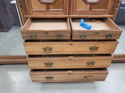 Large breakdown antique Victorian triple compactum wardrobe