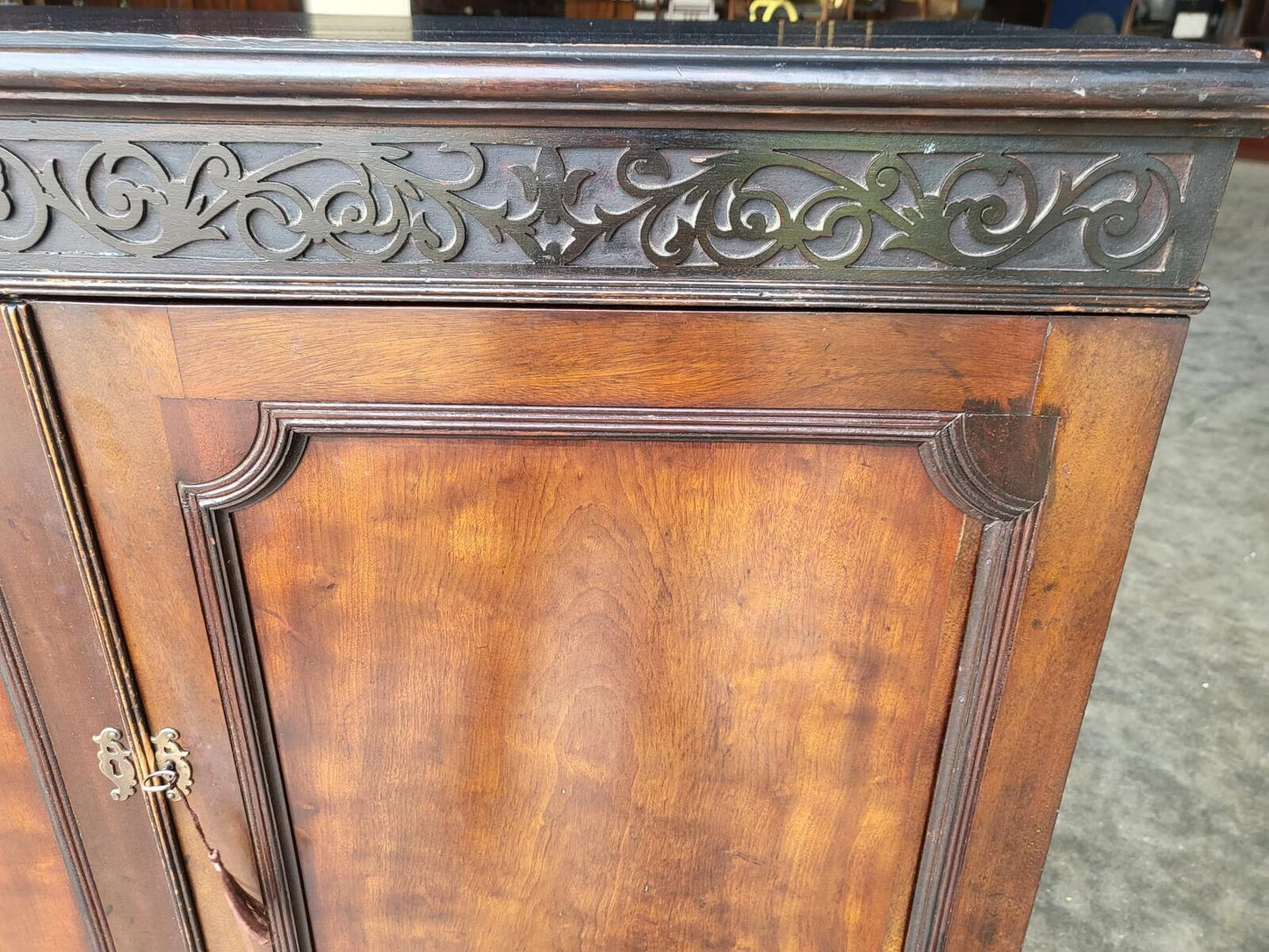 Antique large Edwardian 2 door cupboard cabinet cabriole legs shelves