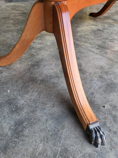 Mcintosh D end seat to 10 extending pedestal dining table