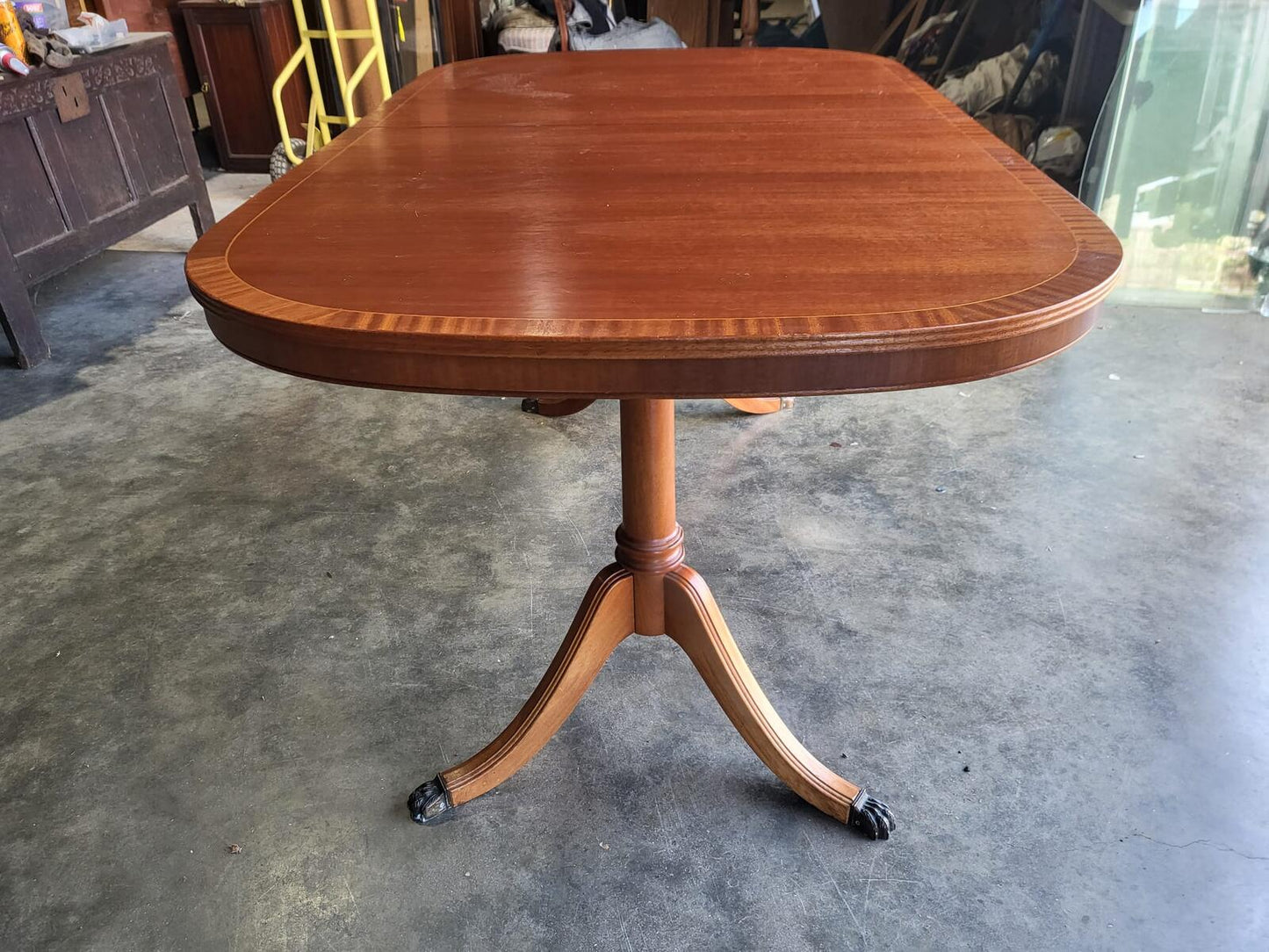 Mcintosh D end seat to 10 extending pedestal dining table