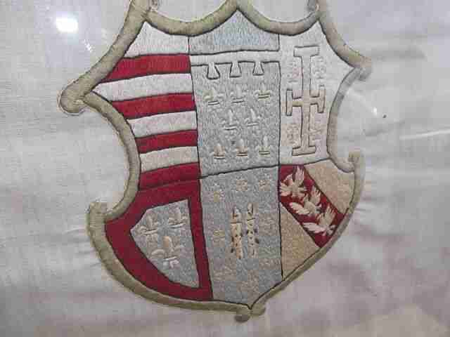 Vintage fire screen - Oak fire screen with embroidered linen coat of arms