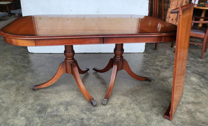 Antique repro mahogany twin pedestal extending dining table seat to 10