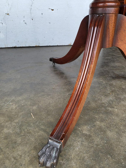 Antique repro mahogany twin pedestal extending dining table seat to 10