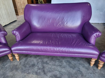 Antique repro leather 2 seat sofa 2 x armchairs wood legs