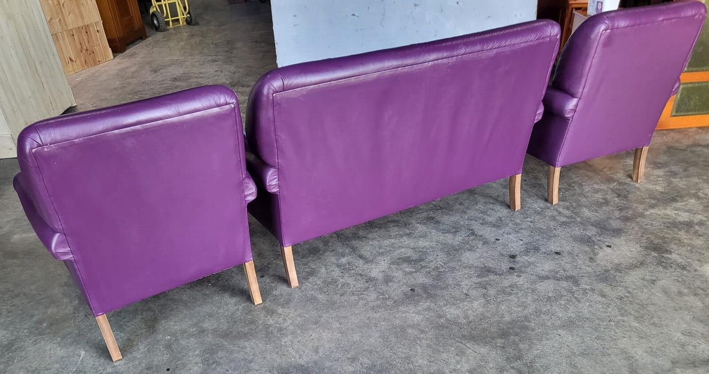 Antique repro leather 2 seat sofa 2 x armchairs wood legs