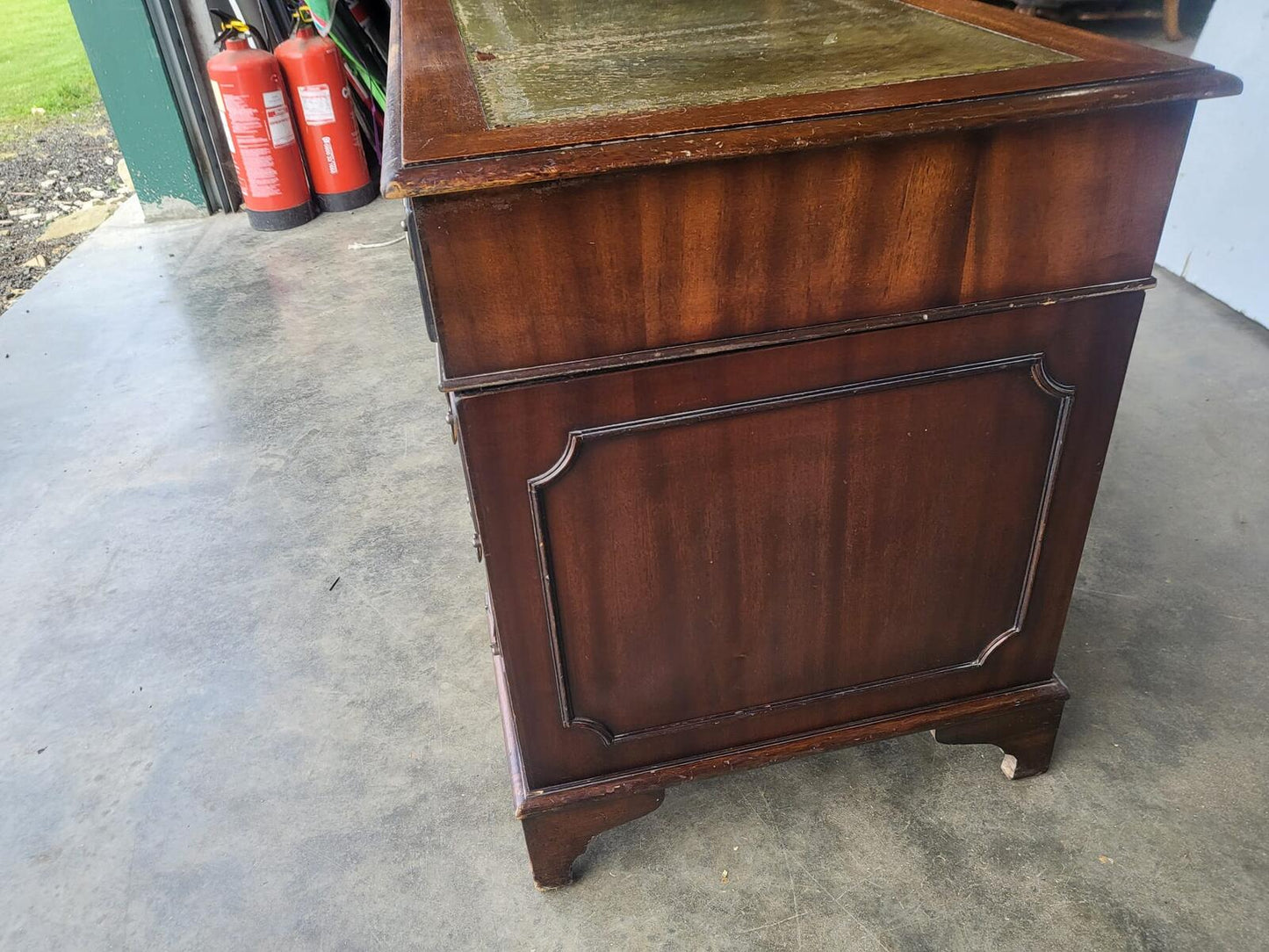 Antique repro small twin pedestal desk leather top 8 drawers