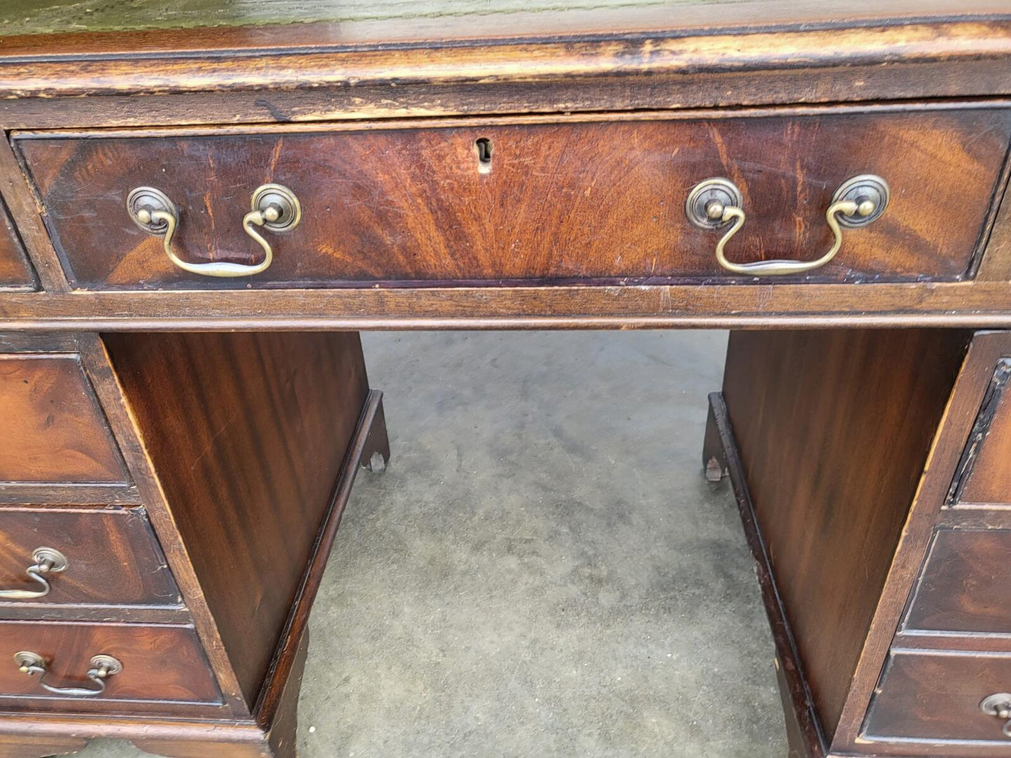 Antique repro small twin pedestal desk leather top 8 drawers