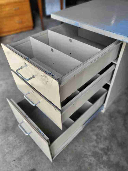 Vintage retro industrial metal pedestal desk 6 drawers partners office home