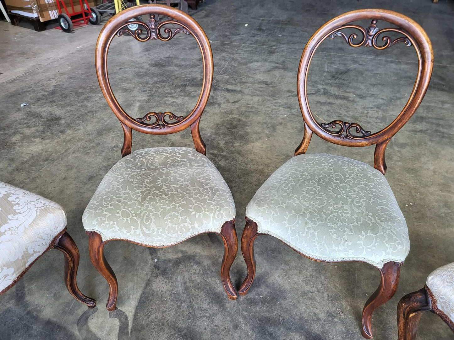 Six mix antique Edwardian balloon back dining chairs cabriole legs