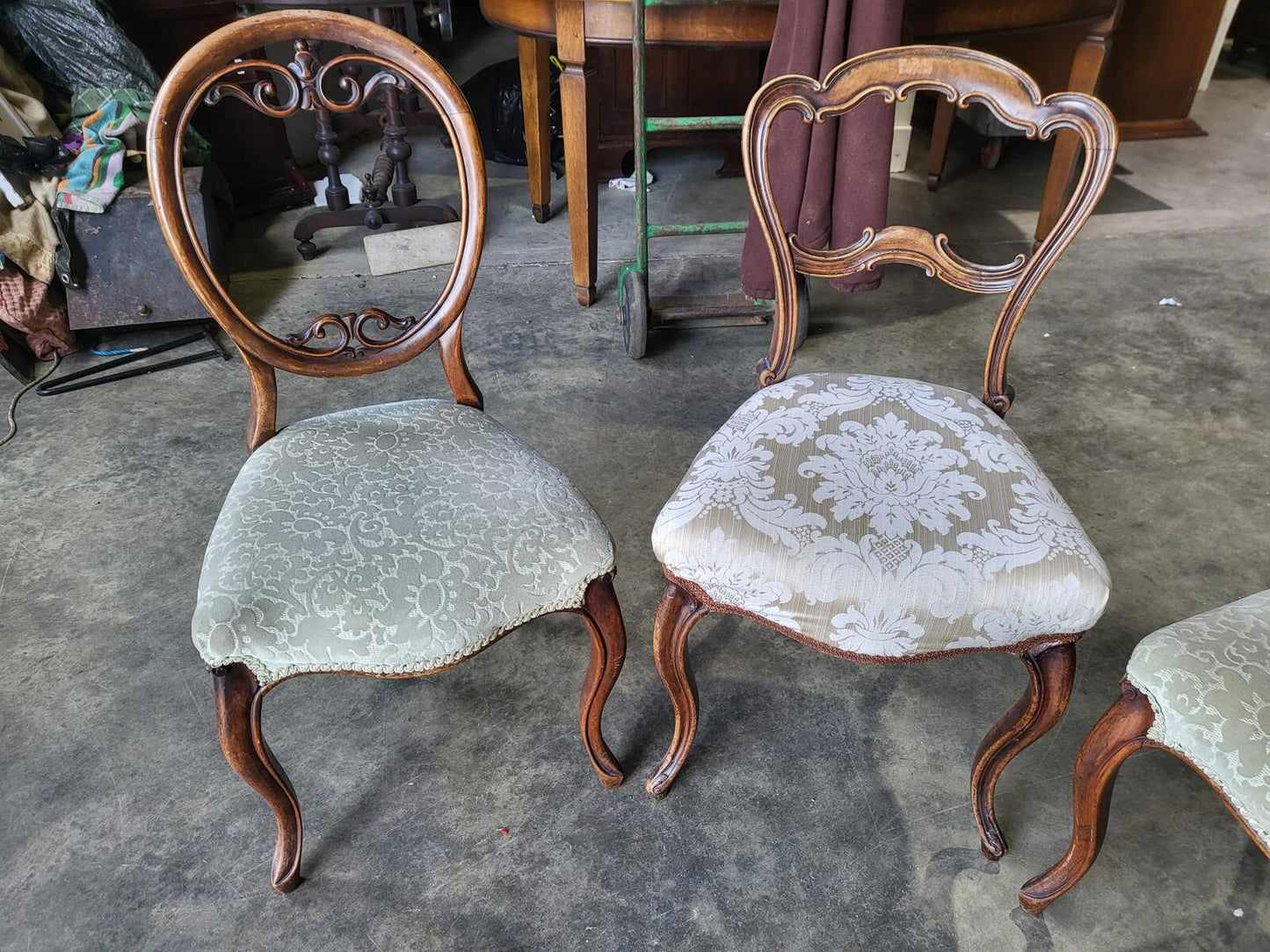 Six mix antique Edwardian balloon back dining chairs cabriole legs