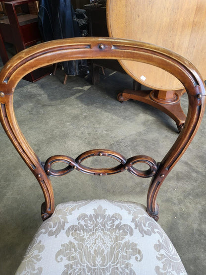 Six mix antique Edwardian balloon back dining chairs cabriole legs
