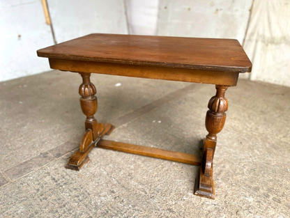 Small 20thC Brown Coffee Table Side Table Acorn Legs