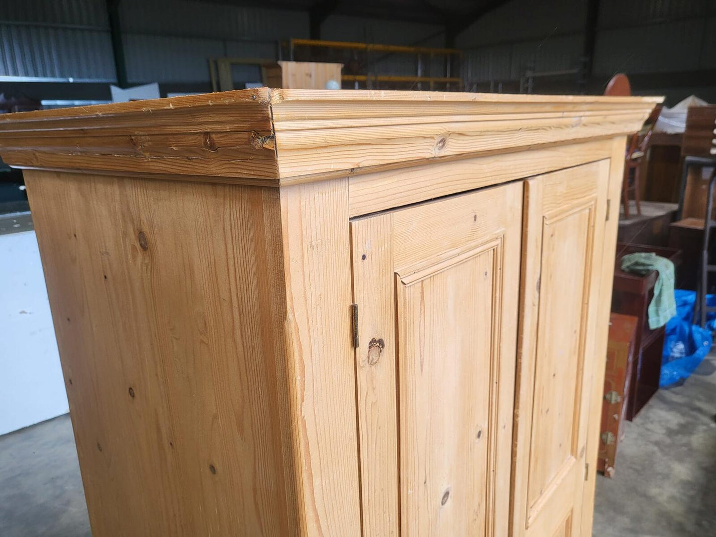 Small pine panelled 2x door wardrobe bedroom