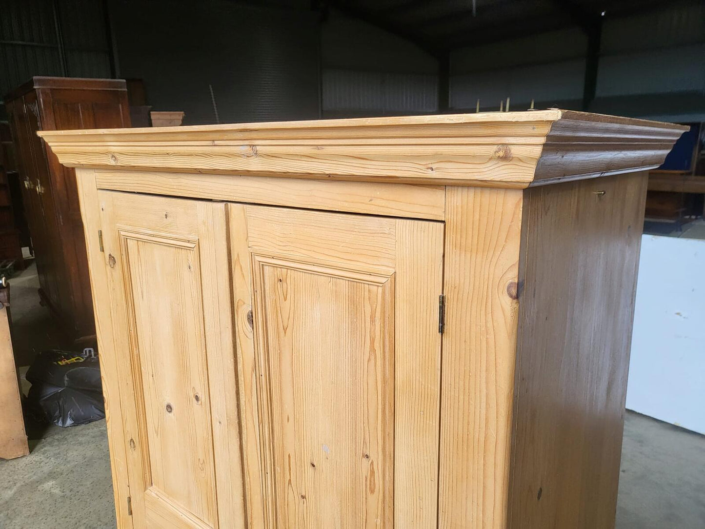 Small pine panelled 2x door wardrobe bedroom