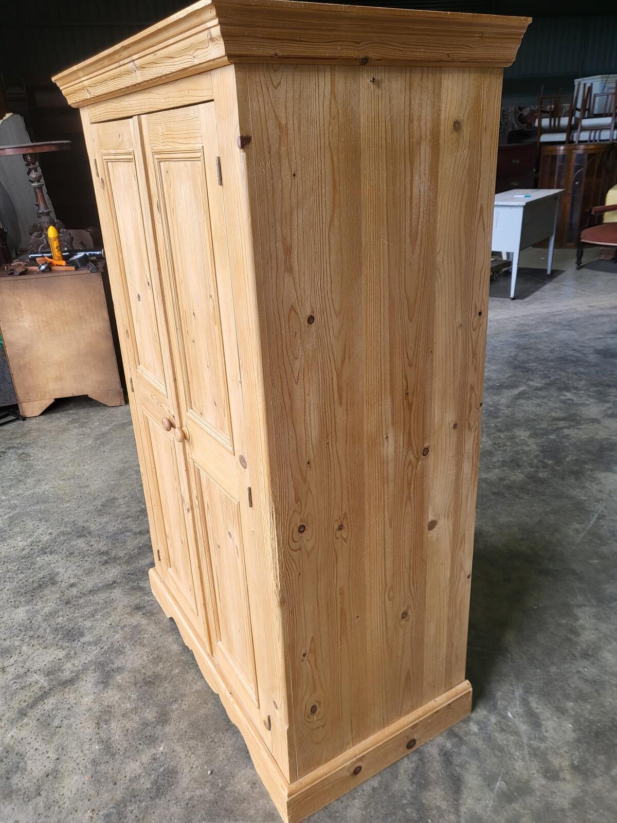 Small pine panelled 2x door wardrobe bedroom