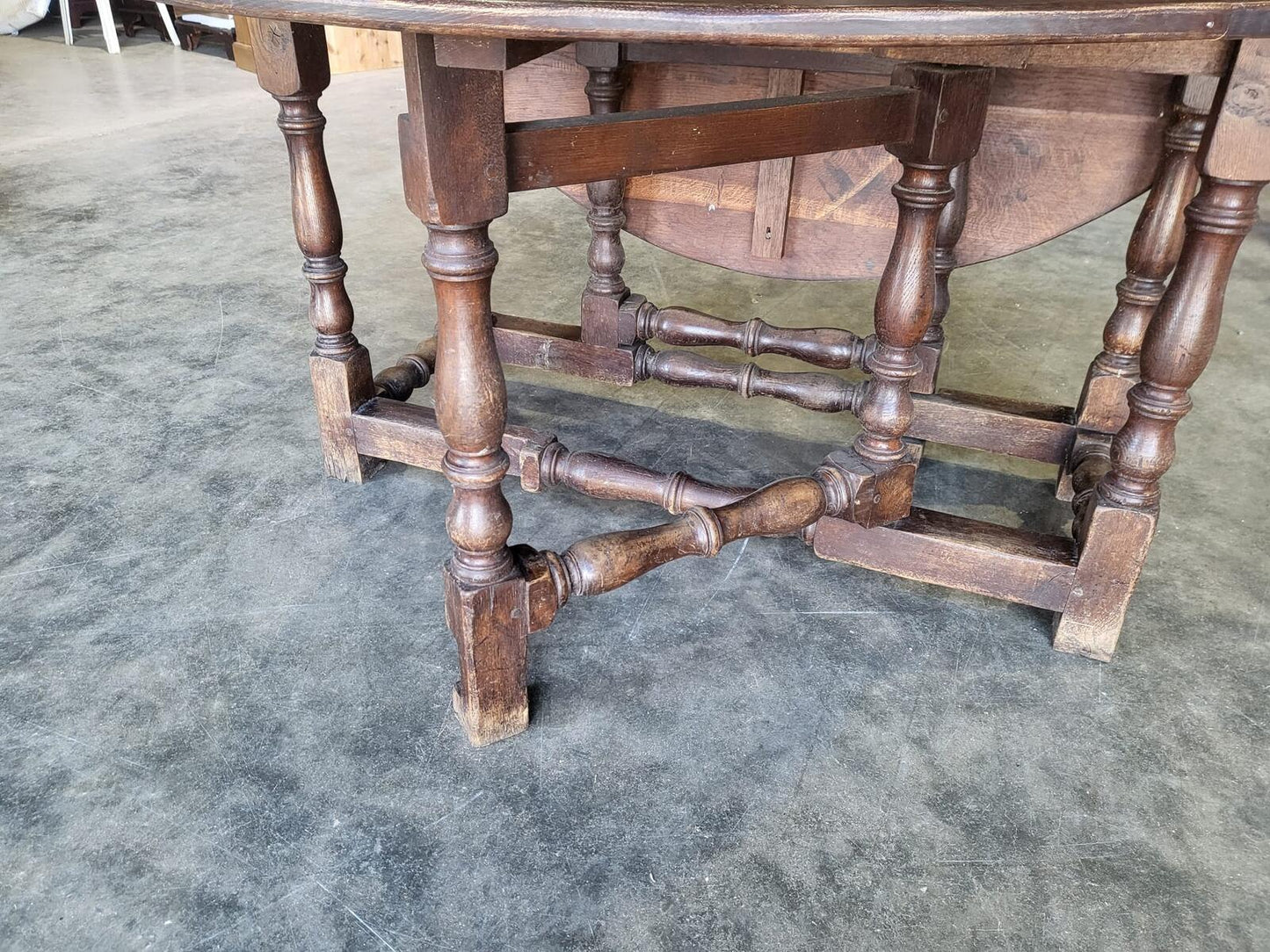 Antique solid oak gate leg drop leaf kitchen dining table seat 6