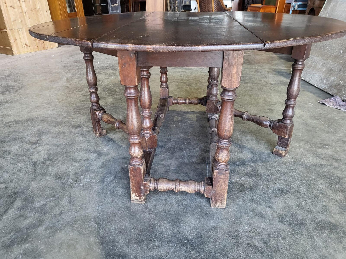 Antique solid oak gate leg drop leaf kitchen dining table seat 6