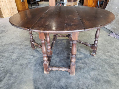 Antique solid oak gate leg drop leaf kitchen dining table seat 6