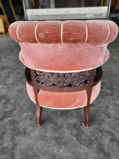 Antique upholstered bedroom tub arm chair legs castors