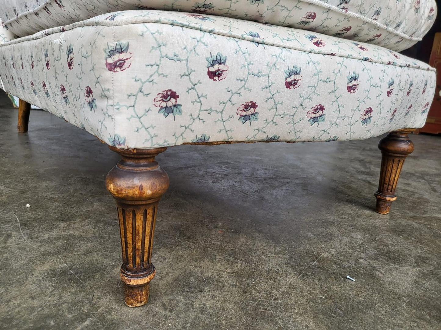 Antique Victorian chaise longue lounge chair feather cushions