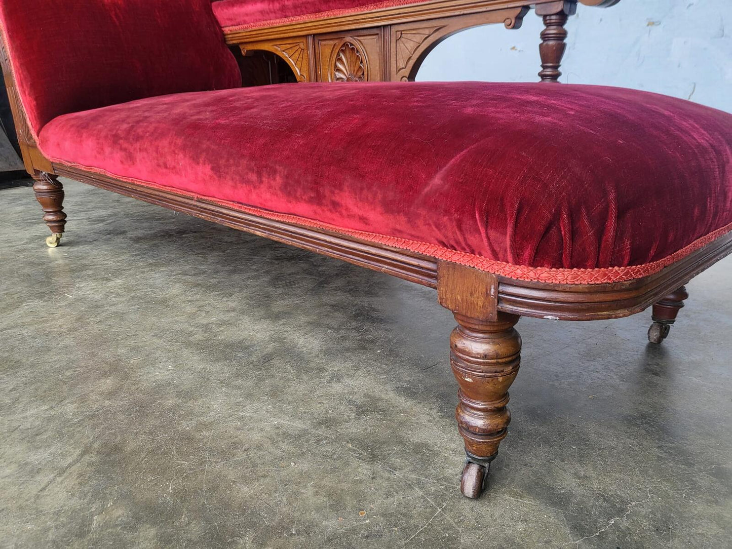Antique Victorian red Chaise longue sofa turned legs castors