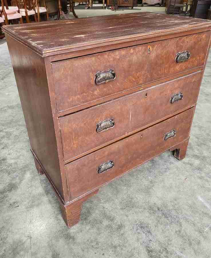 Antique Victorian small chest of drawers bracket feet 3 drawers brass handles