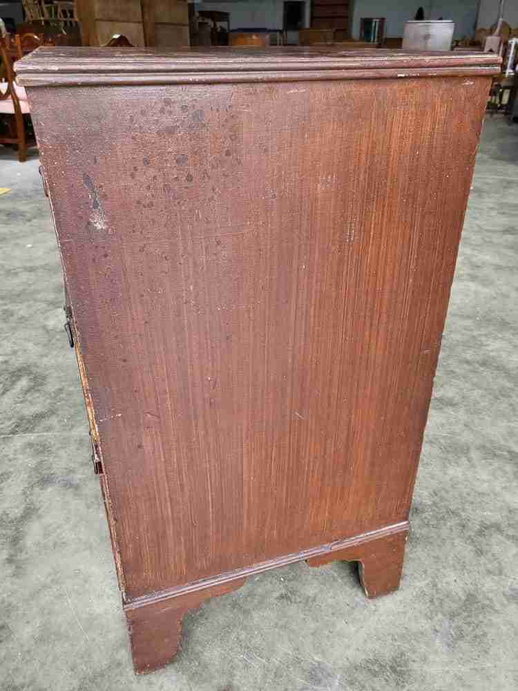 Antique Victorian small chest of drawers bracket feet 3 drawers brass handles