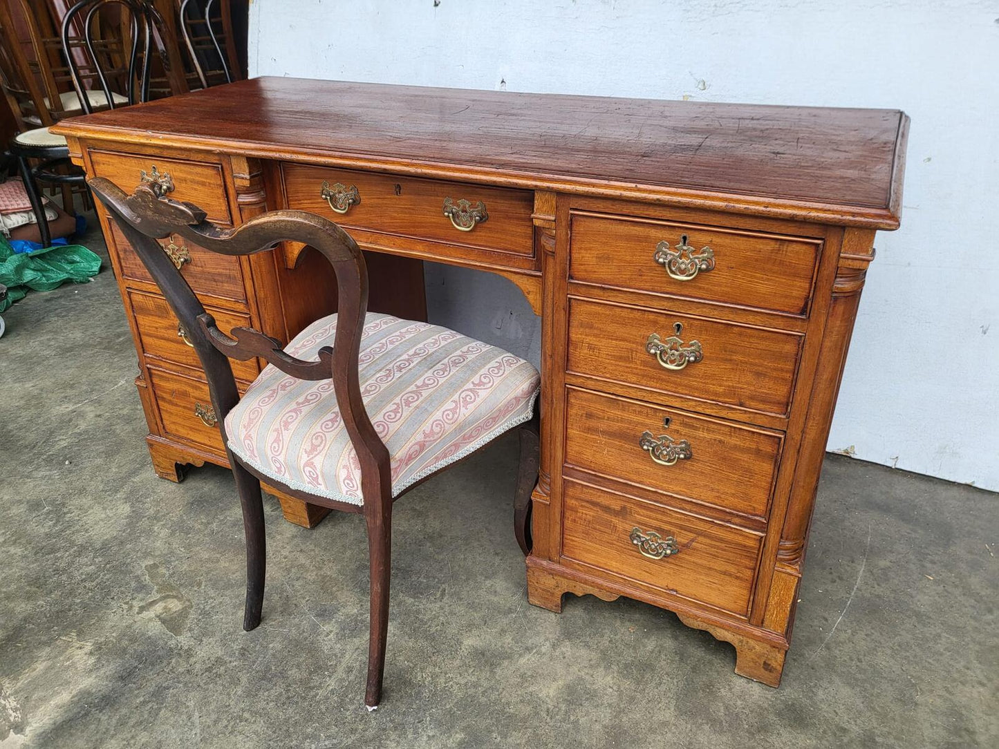 Antique Victorian small knee hole desk 7 drawers