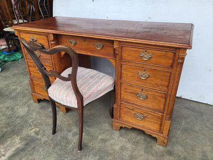 Antique Victorian small knee hole desk 7 drawers
