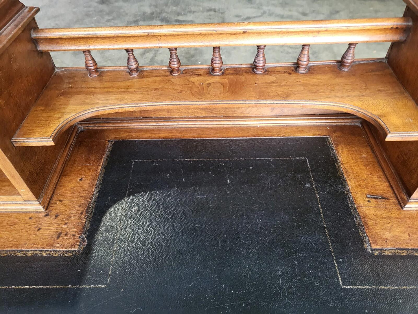 Antique Victorian twin pedestal desk gallery leather top
