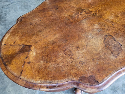Antique Victorian walnut oval serpentine pedestal dining table