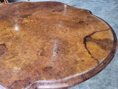 Antique Victorian walnut oval serpentine pedestal dining table
