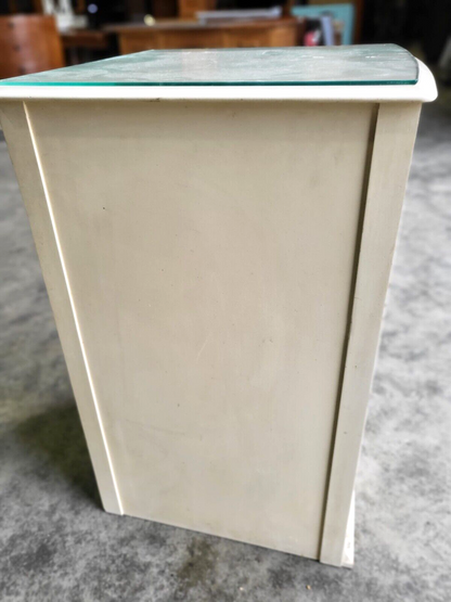 Vintage 20thC Small Tall Ivory French Chest of Drawers 5 Drawers Ornate Handles