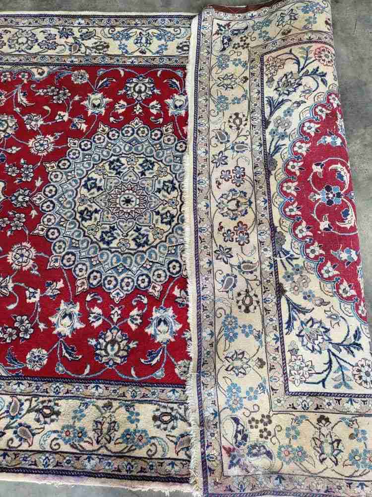 Vintage 20thC 100% wool. Thick pile room size carpet rug 9'7" x 6'5" red cream