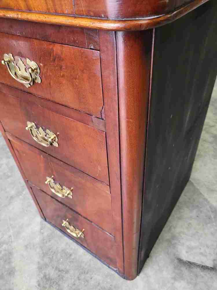Vintage 20thC slim 4 drawer side end chest of drawers brass handles