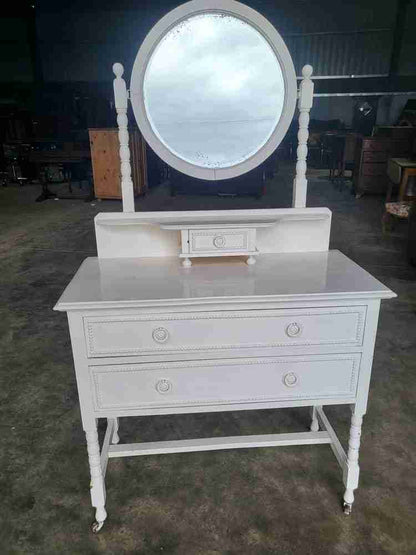 Vintage 20thC white dressing table drawers round Mirror turned legs castors