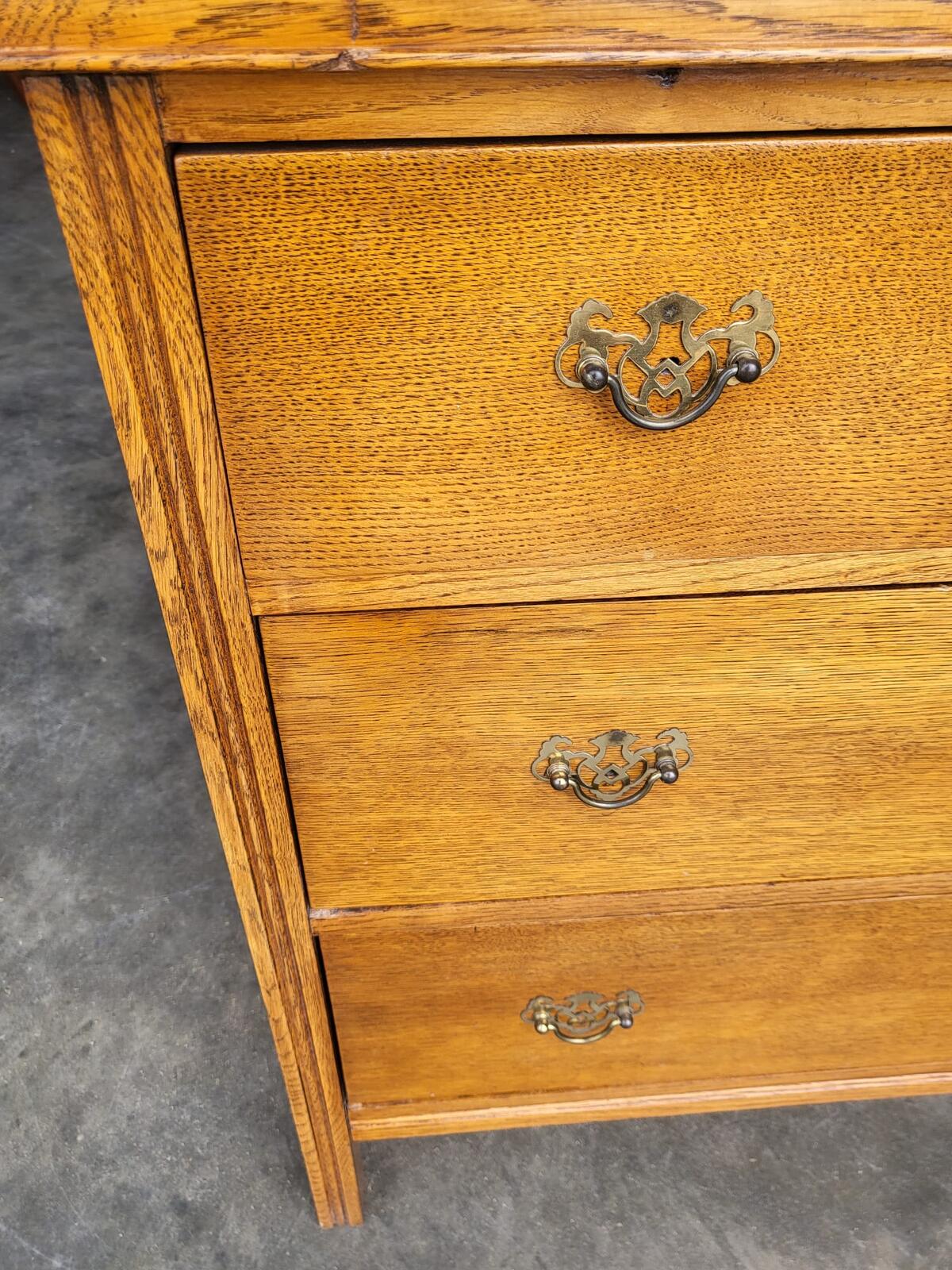 Vintage oak chest of 3 drawers metal handles