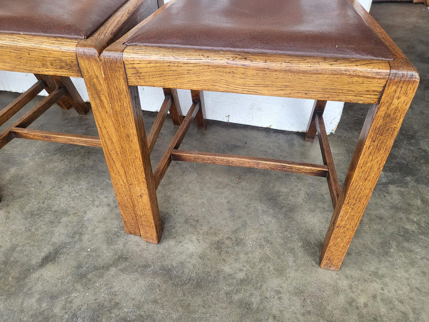 6 vintage high back oak dining chairs carver