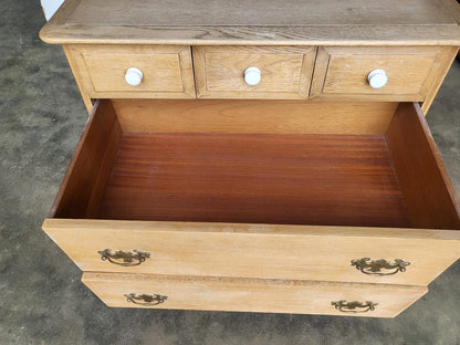 Vintage stag oak 3 over 2 chest of drawers