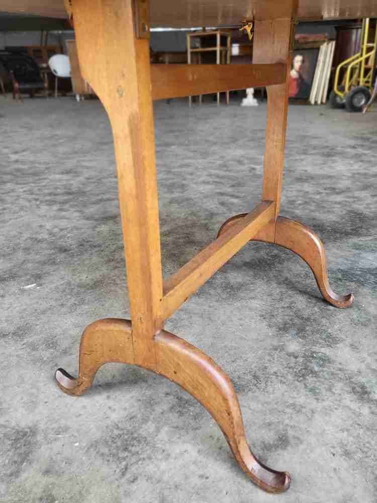 Vintage 20thc walnut tilt top embroidered needlework coffee side end table
